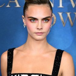 Cara Delevingne y el maquillaje multicolor que conquista Londres