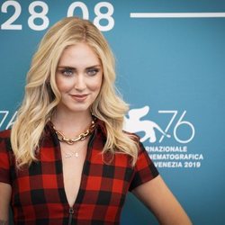 Chiara Ferragni con efecto no makeup en la presentación de 'Unposted' en el Festival de Venecia 2019