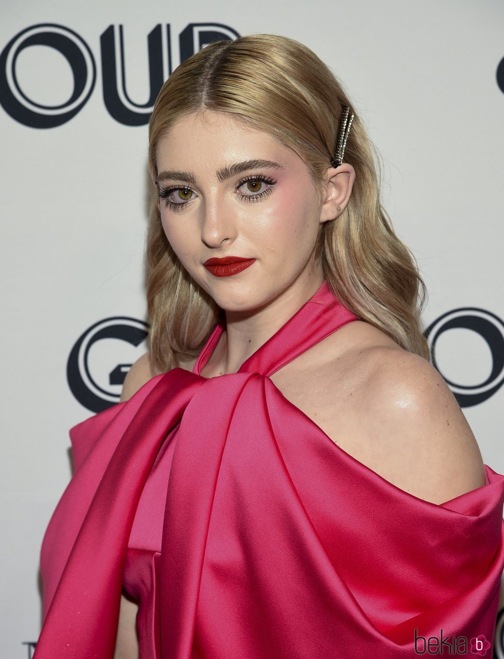 Willow Shields se pasa con el blush en los Glamour Women Of The Year Awards 2019