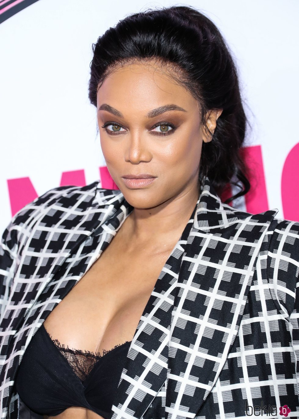 Tyra Banks con peluca en los American Influencer Awards 2019