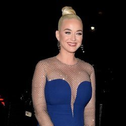 Katy Perry con un ideal recogido de estilo bailarina