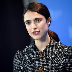 Margaret Qualley con un beauty look inapropiado