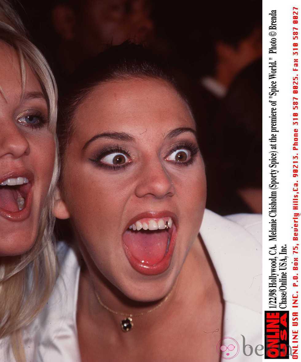 Melanie C antes de perfeccionar sus dientes