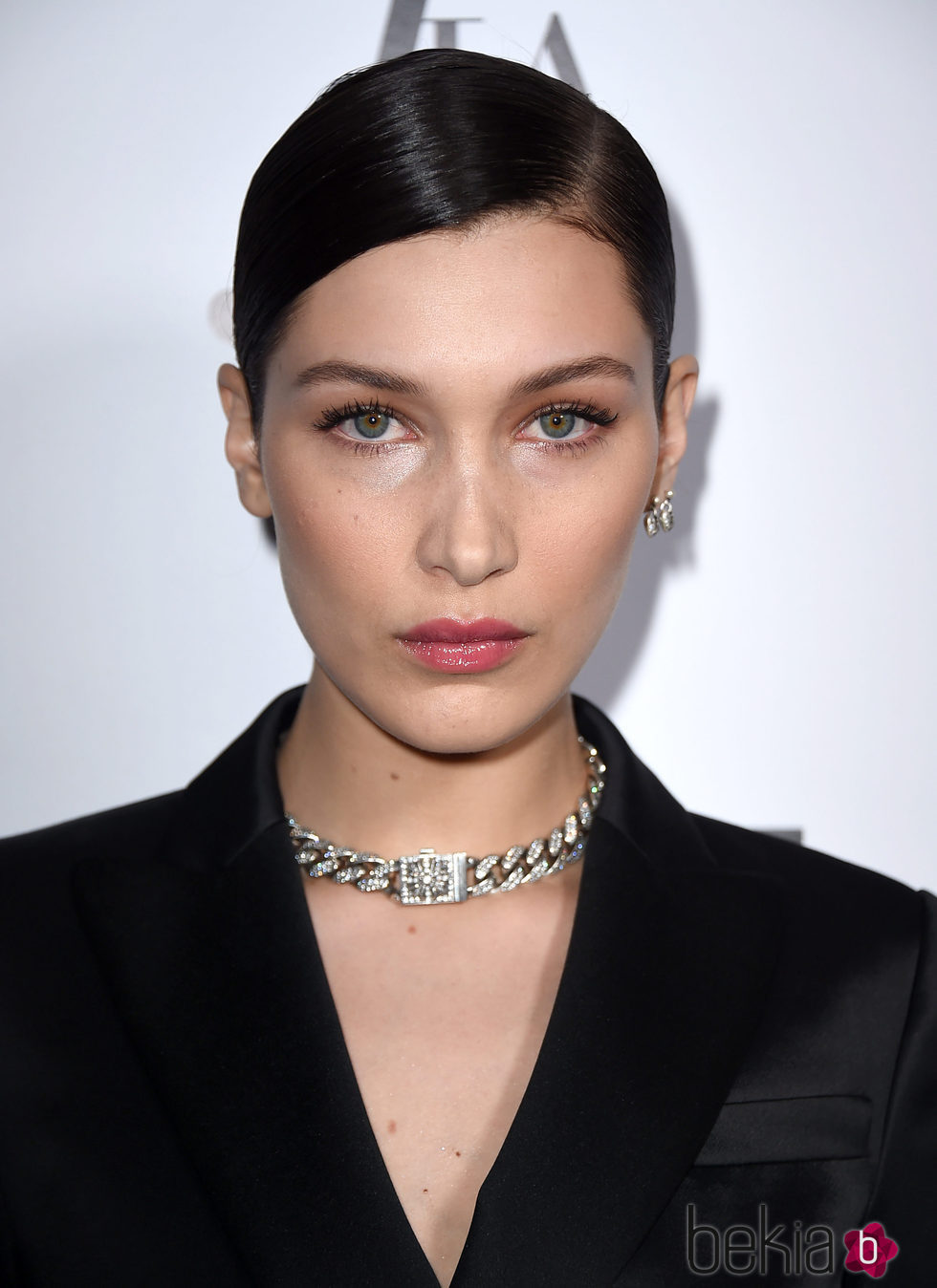 Bella Hadid Luce espectacular en la entrega de los premios de la moda