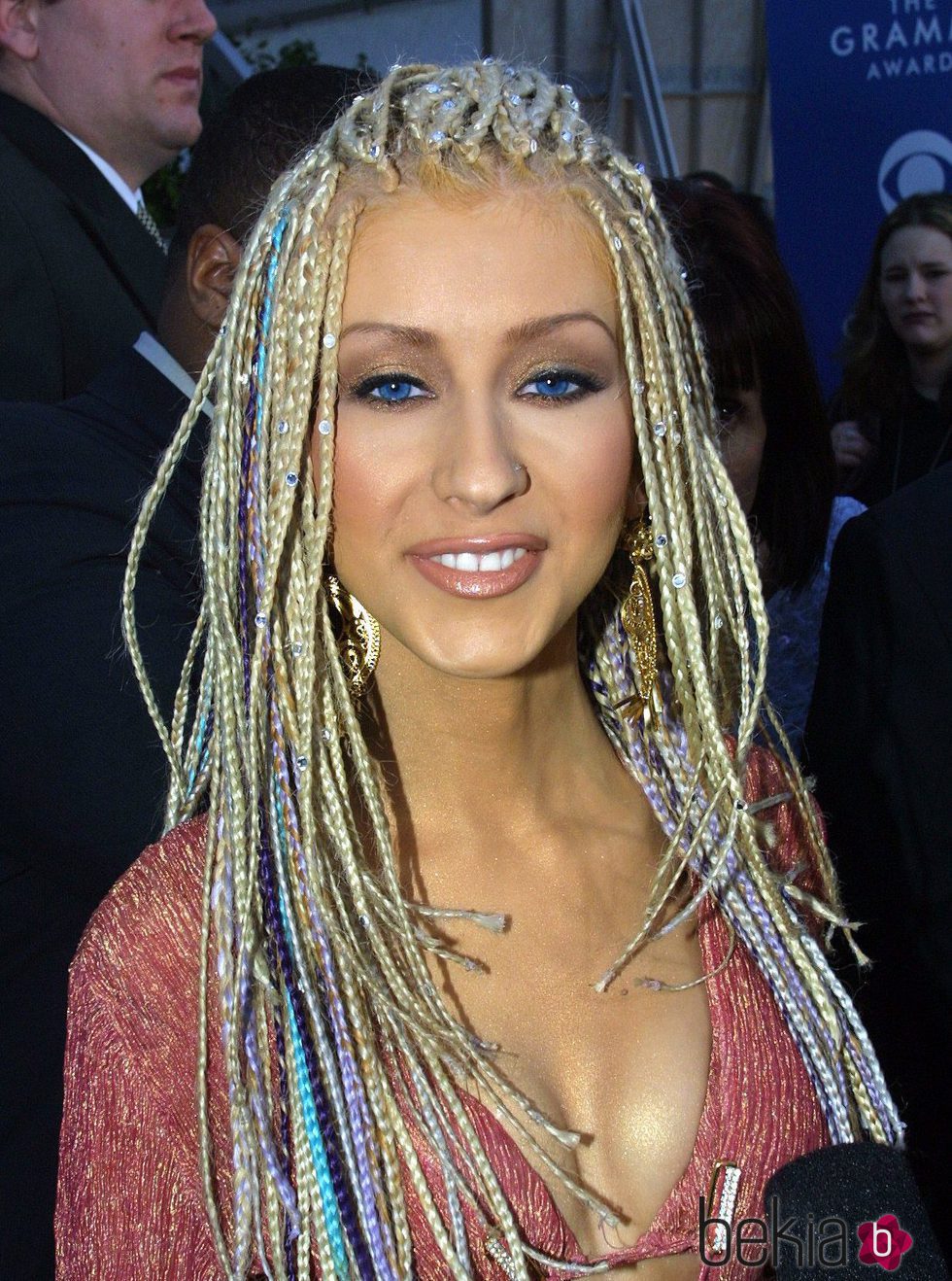 Christina Aguilera con trenzas de Whoopie Goldberg