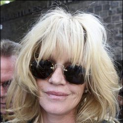 Melanie Griffith, un icono del cine en sus peores peinados