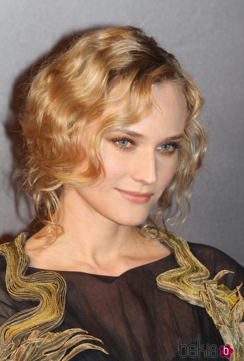 Diane Kruger con sutiles ondas de agua