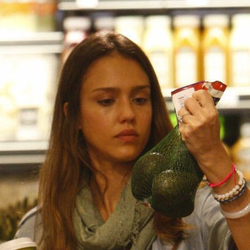 Jessica Alba, la naturalidad de compras