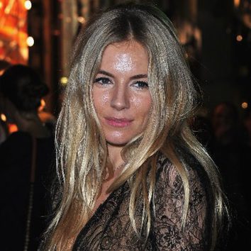 Sienna Miller muy desfavorecida