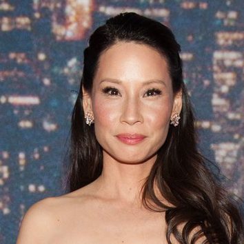 Los coloretes y los brillos de Lucy Liu