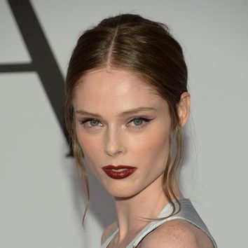 Coco Rocha, con labios siniestros