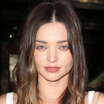 Miranda Kerr se olvida del antiojeras