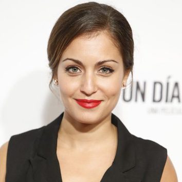 Hiba Abouk, radiante gracias a su mirada