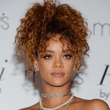 Rihanna, una mirada felina