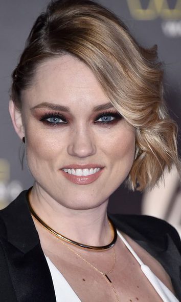 Clare Grant apuesta por una mirada dramática