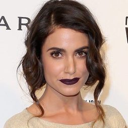 Nikki Reed rezuma belleza con su maquillaje dark