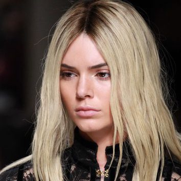 Kendall Jenner, una rubia en París