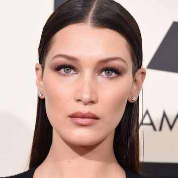 Bella Hadid, elegancia y sobriedad