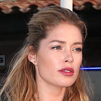 Doutzen Kroes, radiante y solidaria