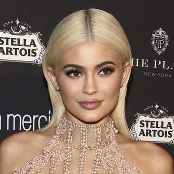 Kylie se cambia de look y lo cuenta en Snapchat