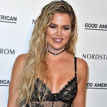 Khloé Kardashian trae de vuelta el look efecto mojado