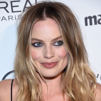 Margot Robbie se decide por un look de melena alborotada