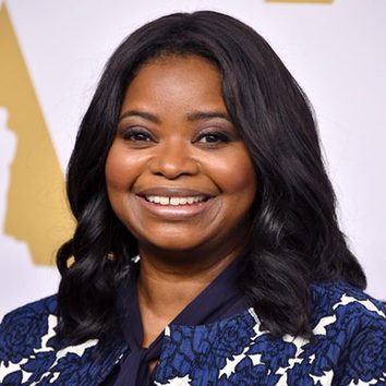 Octavia Spencer elige el rosa para dar color a su maquillaje