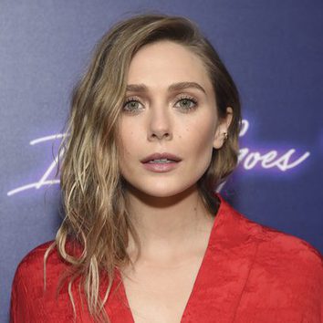 Elizabeth Olsen muy favorecida con tonos nude