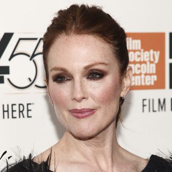 Julianne Moore se pasó con el colorete