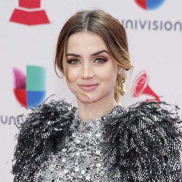 Ana de Armas nos conquista con su mirada