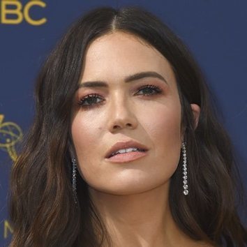 La elegancia domina el beauty de Mandy Moore