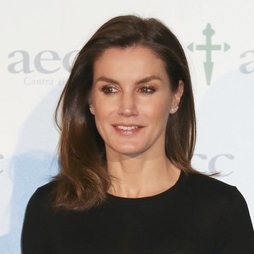 El look más sobrio de la Reina Letizia