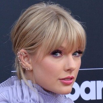 El beauty look inspiración fantasía de Taylor Swift