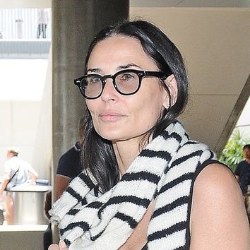 Demi Moore al natural, la tendencia que arrasa en verano