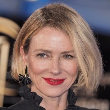 El corte bob de Naomi Watts ideal para el día a día