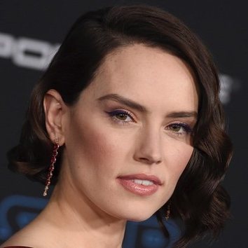 Las ondas al agua de Daisy Ridley