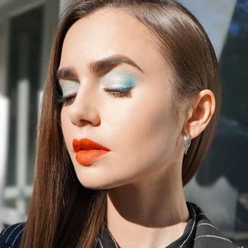 El potente maquillaje de Lily Collins